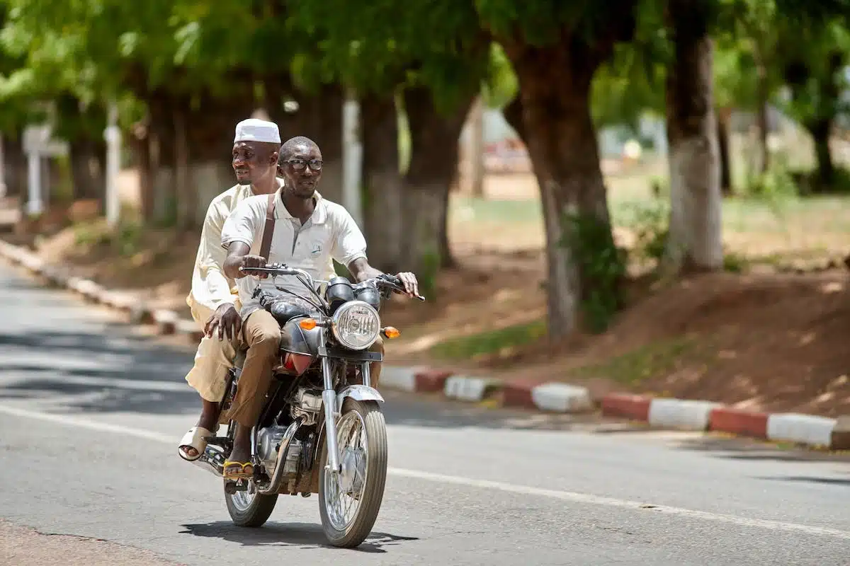 Comment choisir une moto adaptée à sa taille pour une expérience de conduite optimale